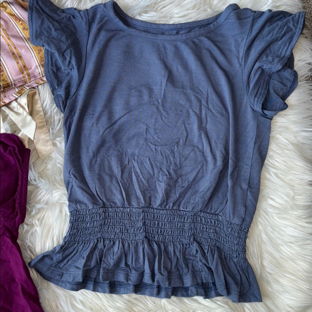 Girls top bundle - Picture 4 of 8